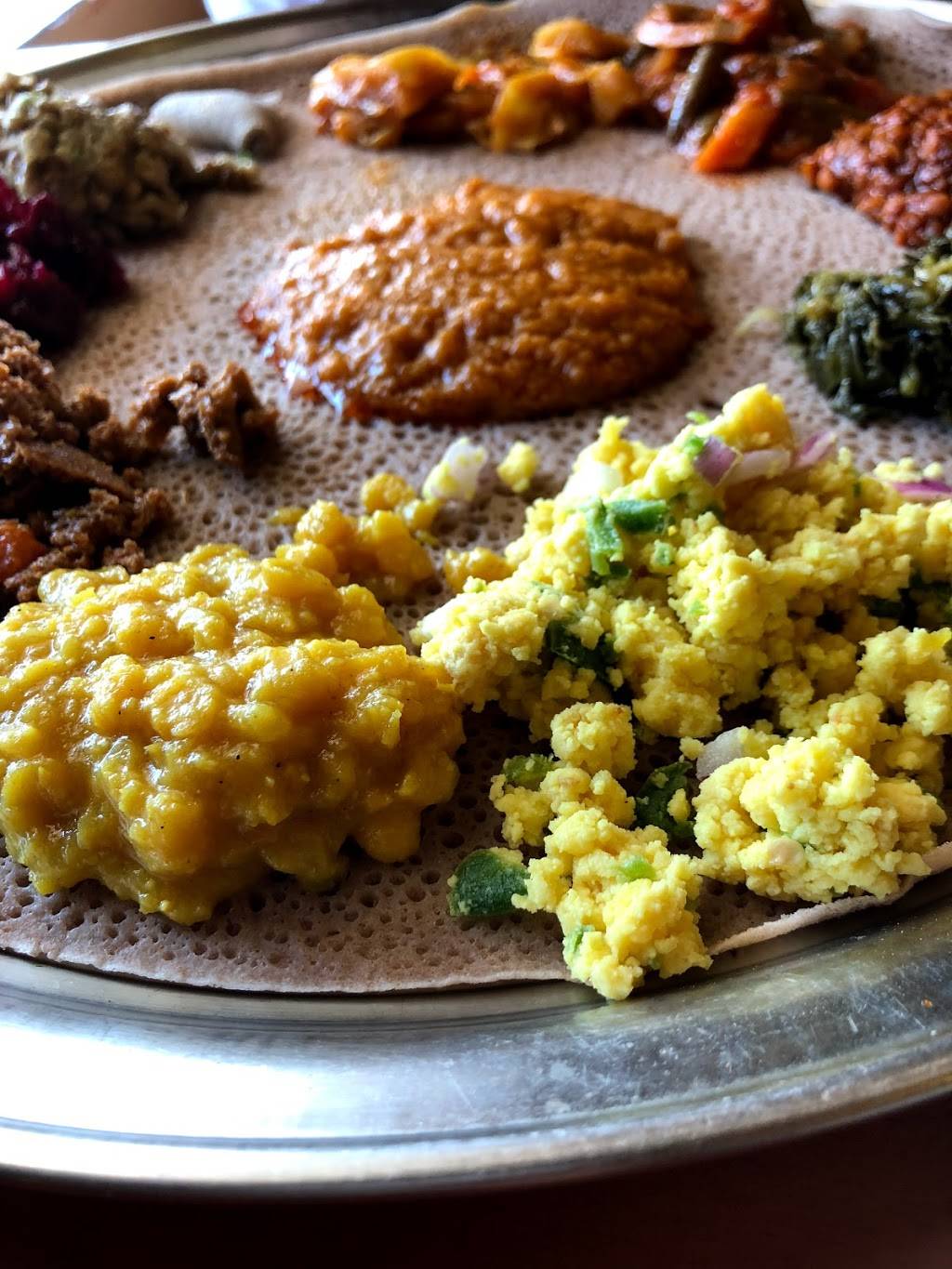 Enat Fine Ethiopian Cuisine | restaurant | 4709 N Chambliss St, Alexandria, VA 22312, USA | 7036423628 OR +1 703-642-3628