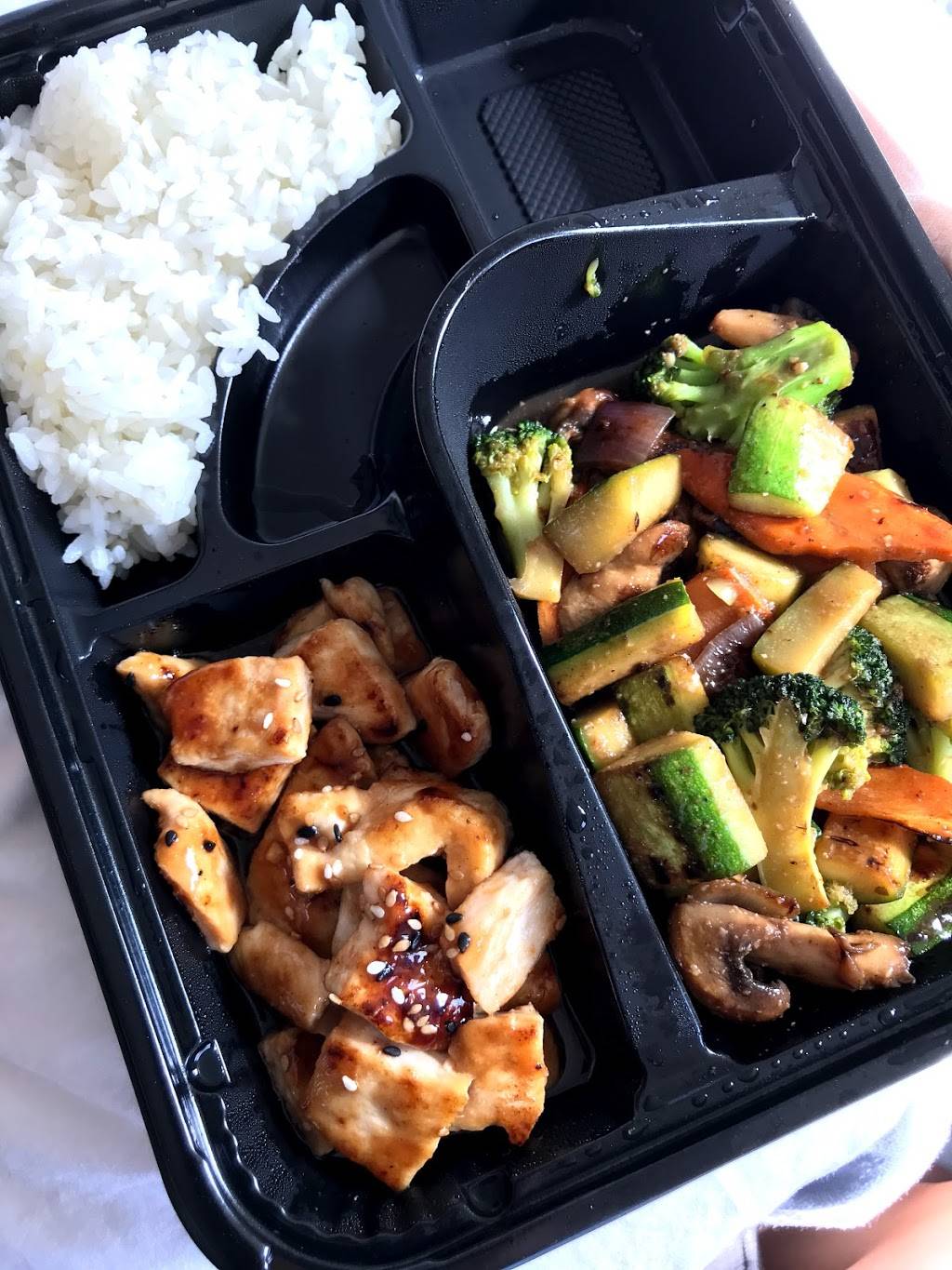 Tairyo Japanese Fusion | restaurant | 7407 3rd Ave, Brooklyn, NY 11209, USA | 7188668090 OR +1 718-866-8090