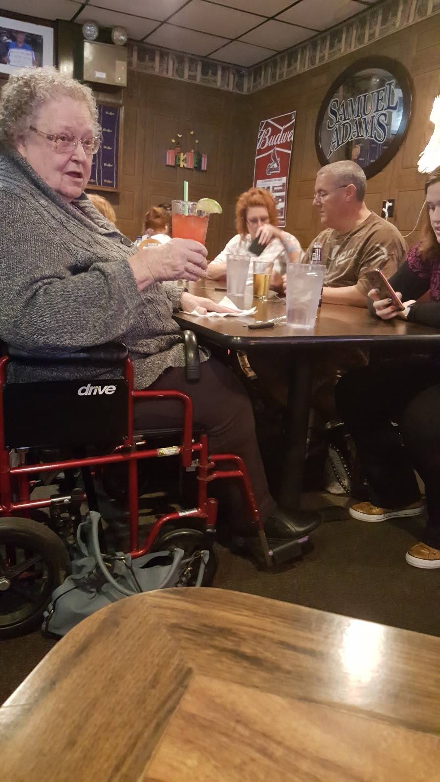 LPLs Restaurant & Pub | restaurant | 1707 Harry Langdon Blvd, Council Bluffs, IA 51503, USA | 7123259617 OR +1 712-325-9617