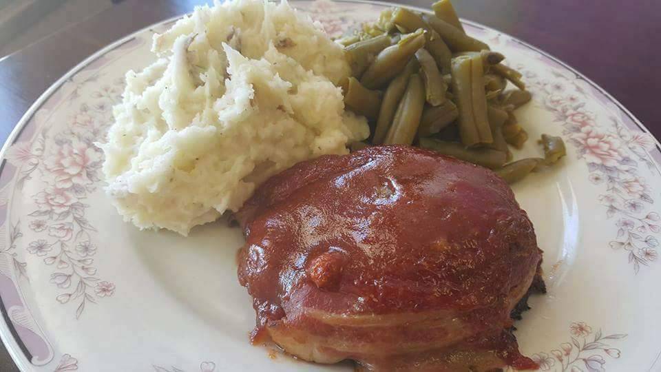 Nimrod Inn Take Outs | restaurant | 3726 Loveland Rd, Youngstown, OH 44502, USA | 3307829385 OR +1 330-782-9385