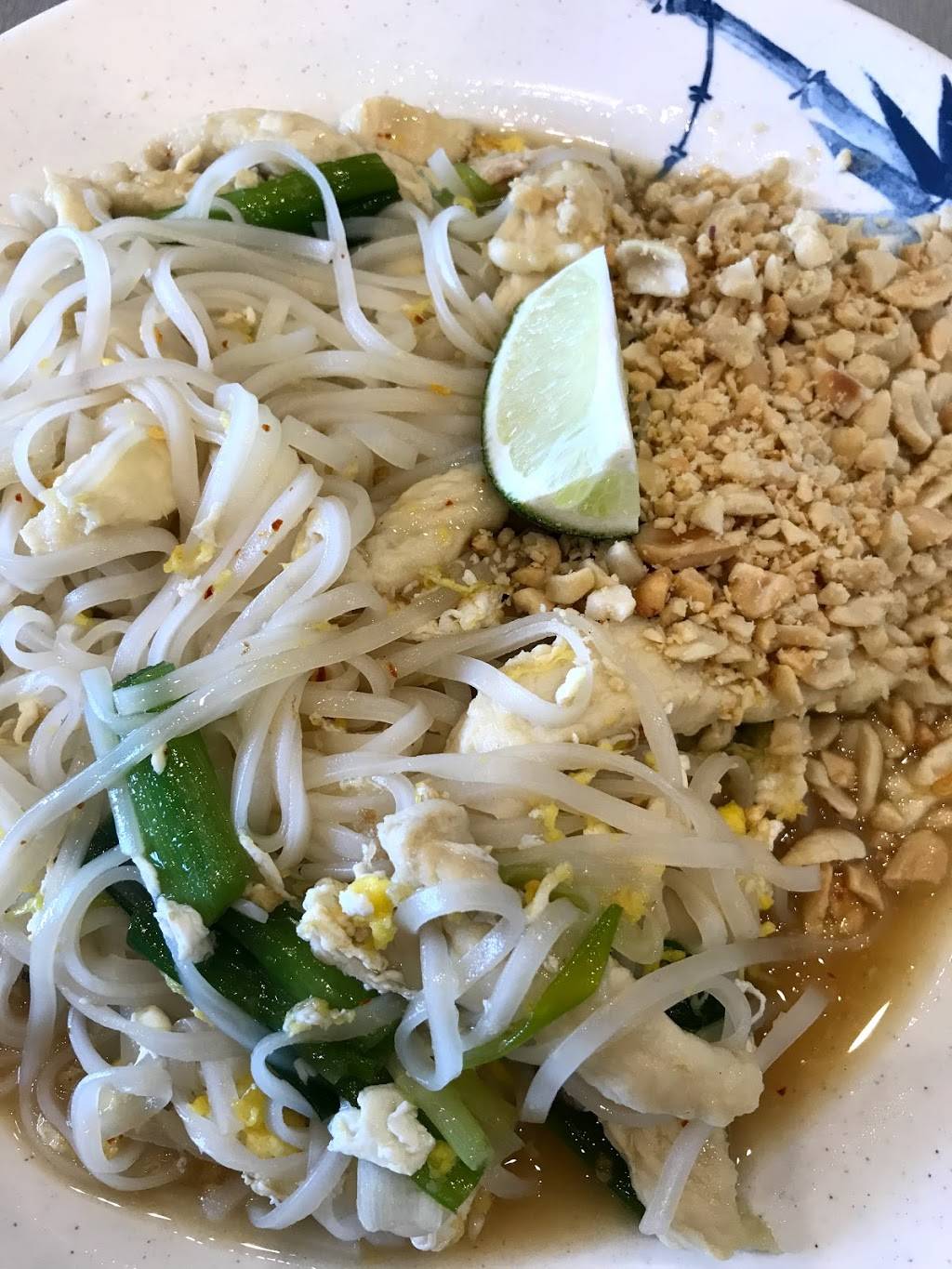 No Thai! | restaurant | 2276 S Main St, Ann Arbor, MI 48103, USA | 7343692604 OR +1 734-369-2604