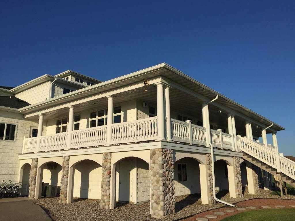 Royal St. Patricks Golf Links | restaurant | 201 Royal Saint Pats Dr, Wrightstown, WI 54180, USA | 9205324300 OR +1 920-532-4300