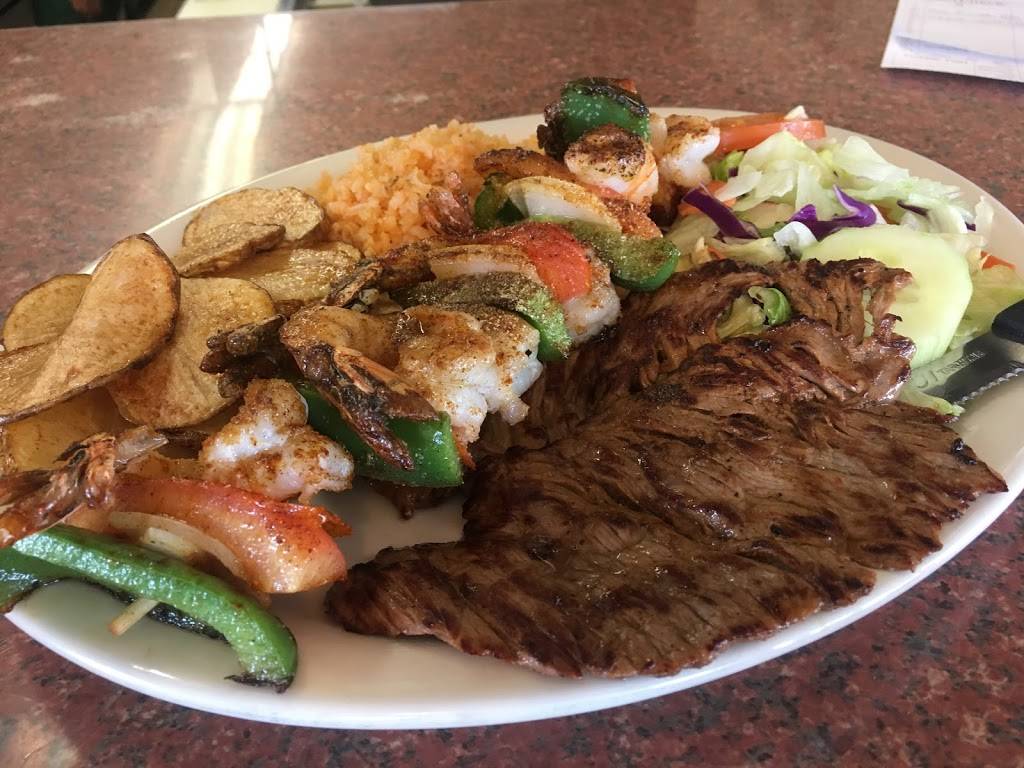 Casa Luz | restaurant | 2975 E Florence Ave, Huntington Park, CA 90255, USA | 3235821952 OR +1 323-582-1952