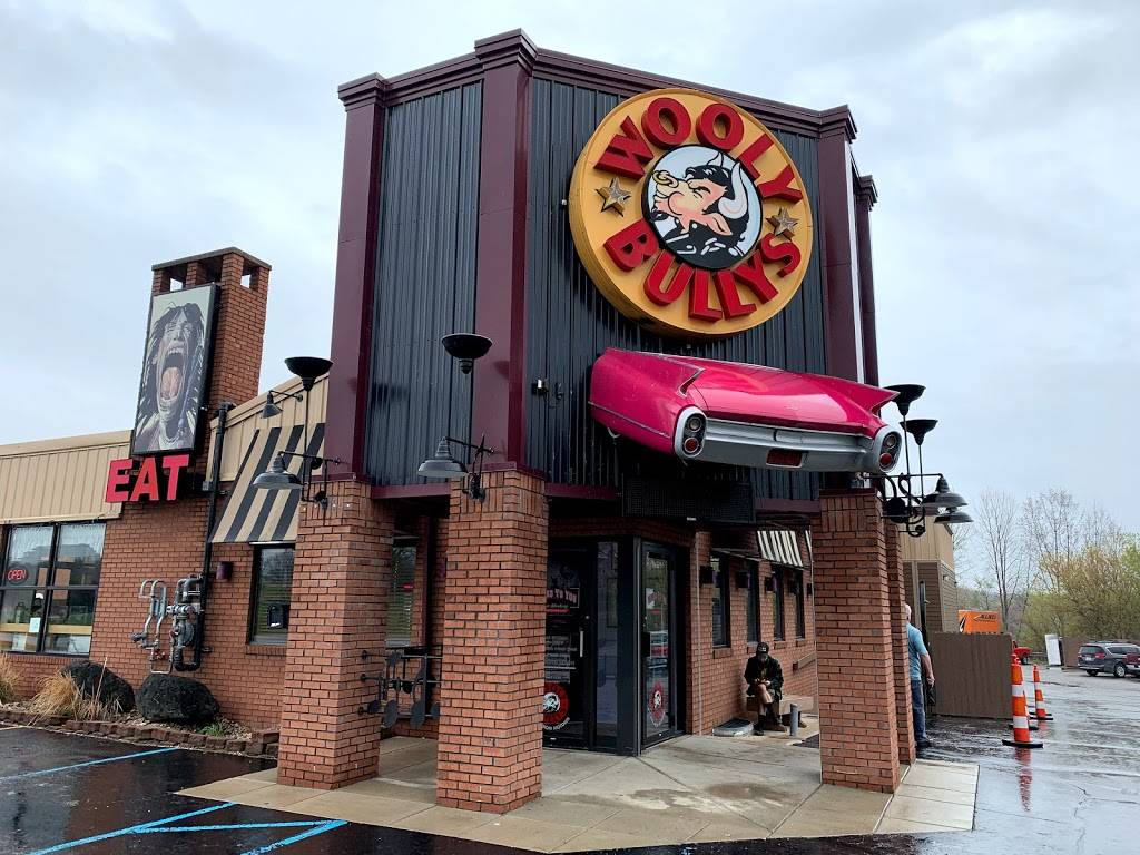 Wooly Bullys | restaurant | 1500 Pinckney Rd suite 100, Howell, MI 48843, USA | 5173769486 OR +1 517-376-9486