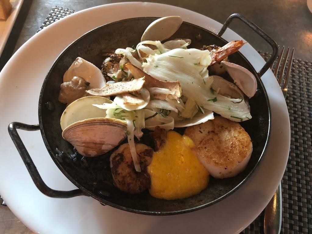 Fig & Olive | restaurant | 696 White Plains Rd, Scarsdale, NY 10583, USA | 9147252900 OR +1 914-725-2900