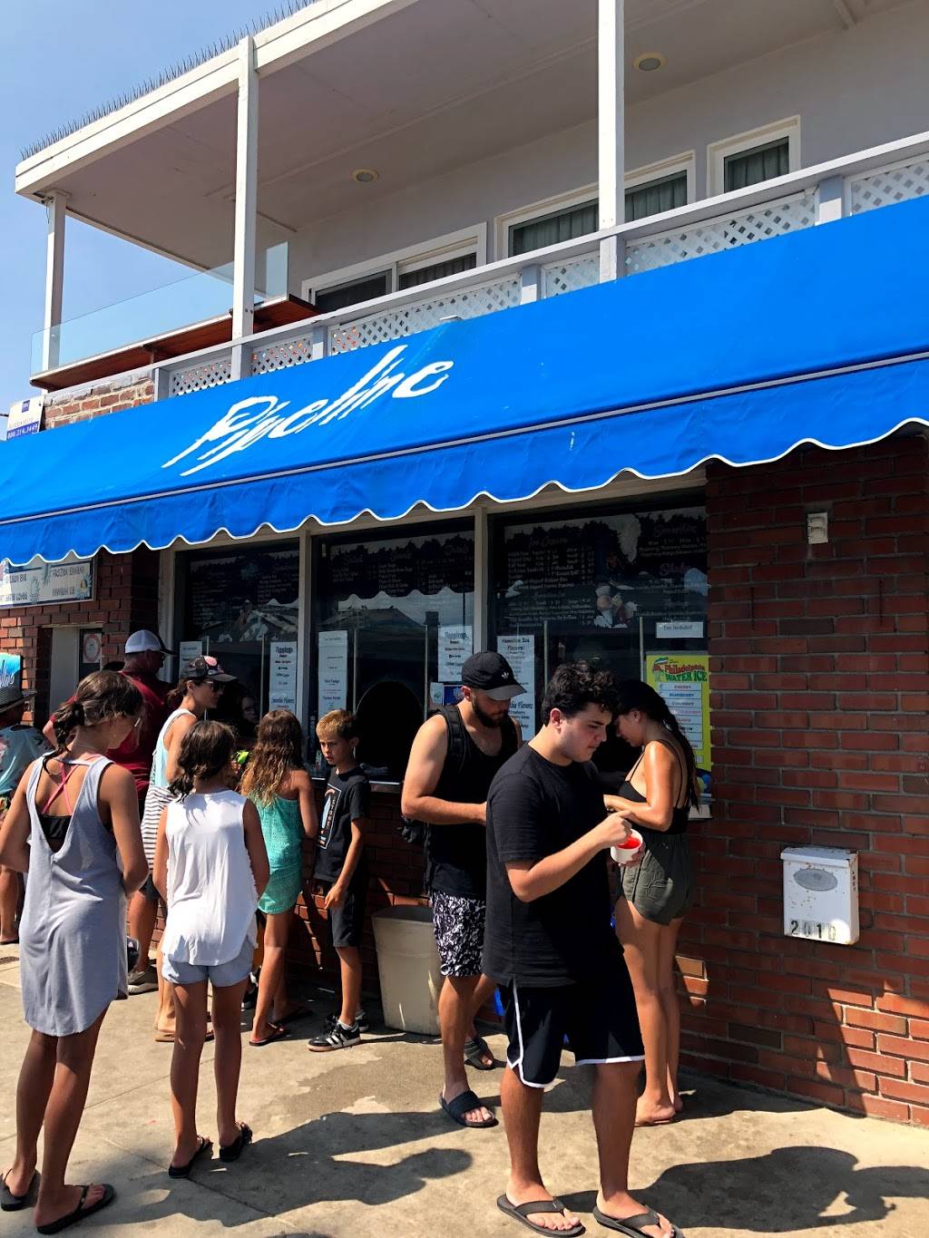 Pipeline | restaurant | 4326, 2010 W Oceanfront, Newport Beach, CA 92663, USA | 9497235952 OR +1 949-723-5952