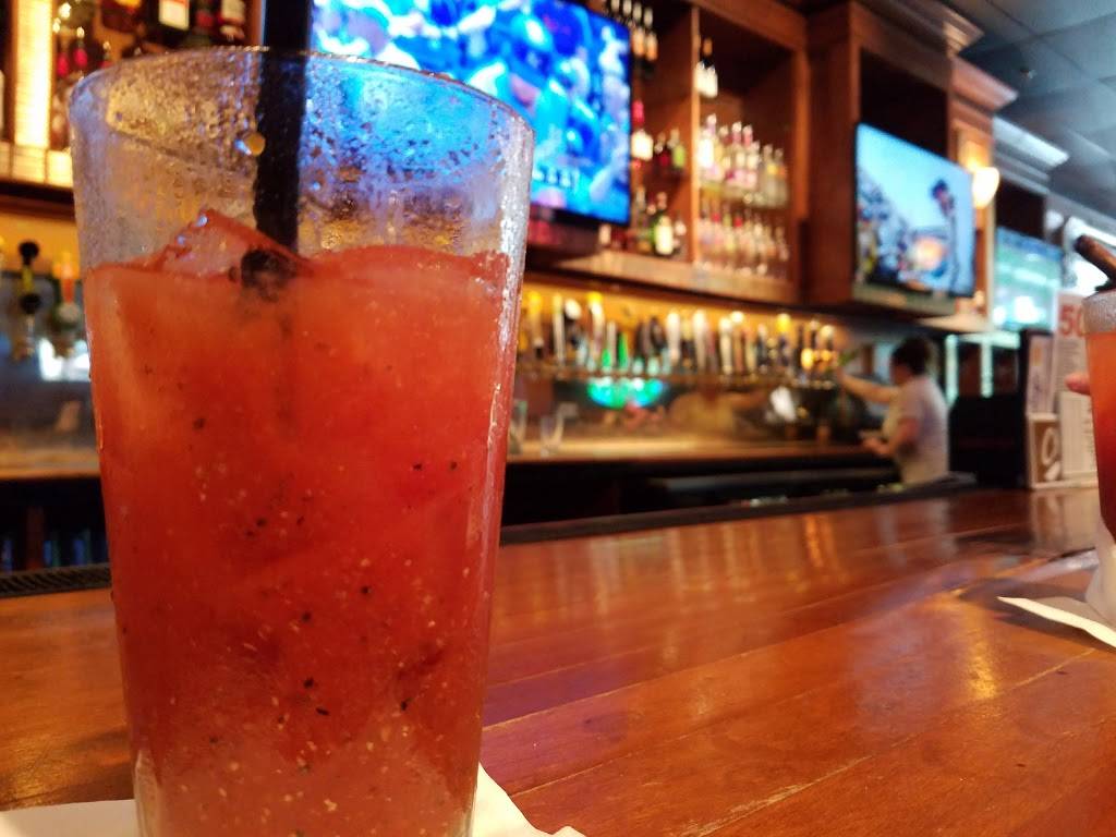 Chumleys | restaurant | 122 N 3rd St, Lafayette, IN 47901, USA | 7654209372 OR +1 765-420-9372