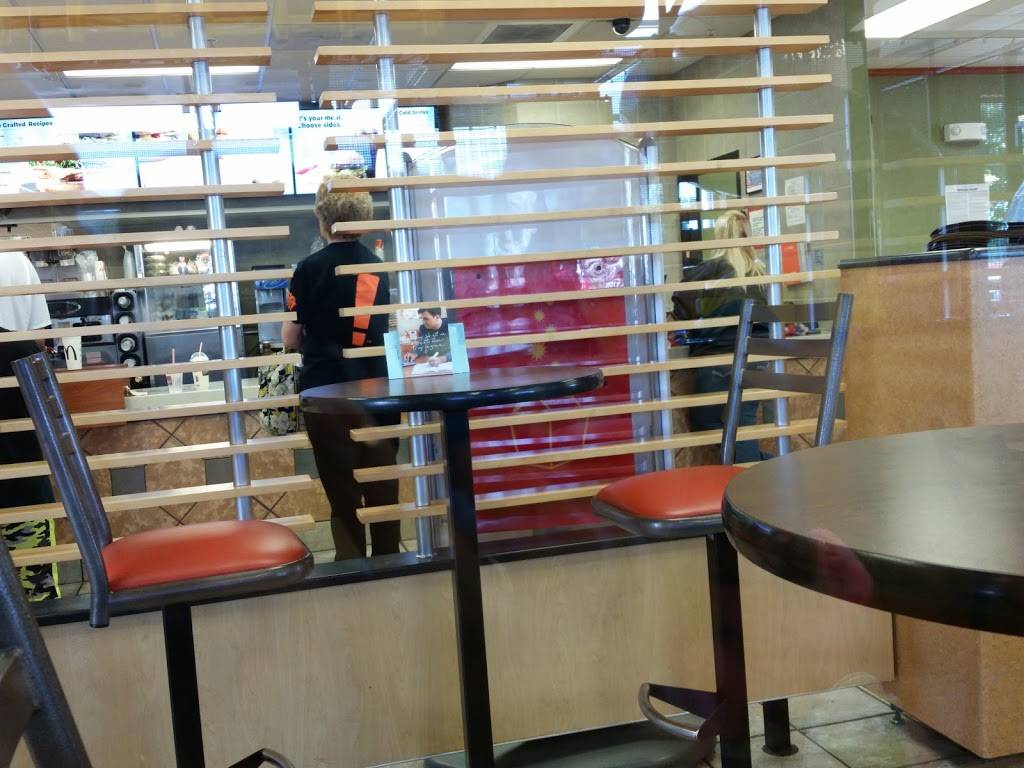 McDonalds | cafe | 199 Milan Ave, Norwalk, OH 44857, USA | 4196681487 OR +1 419-668-1487