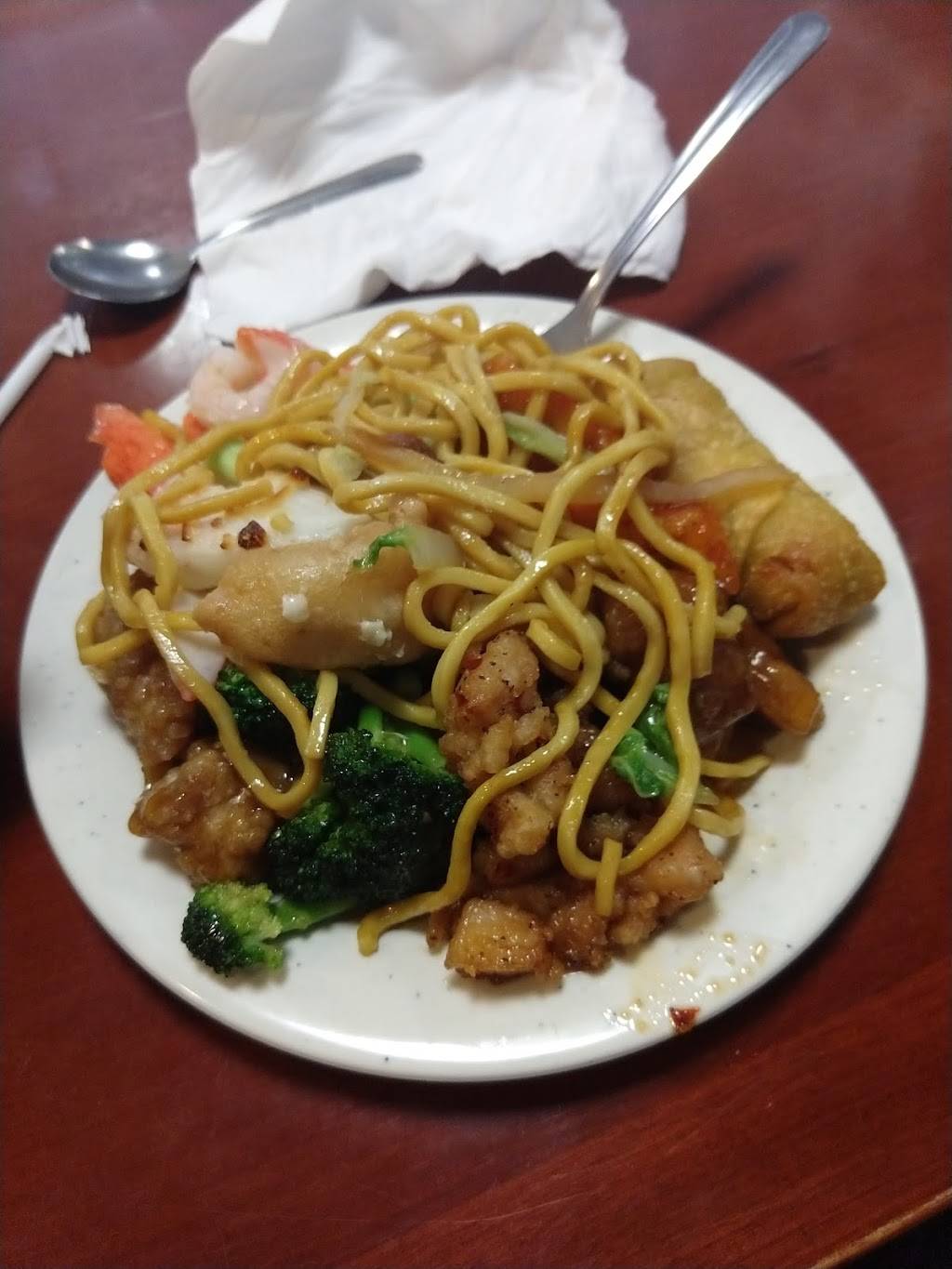 Golden Bowl Buffet | restaurant | 15 S Weston Rd, Troy, OH 45373, USA | 9373358855 OR +1 937-335-8855
