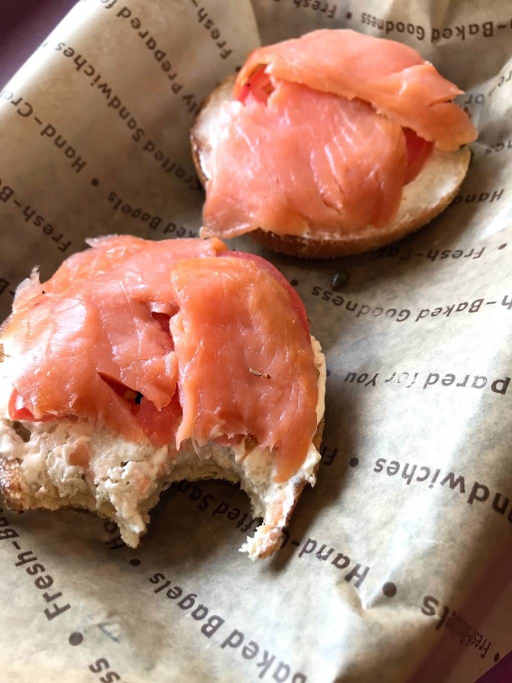 Einstein Bros. Bagels | bakery | 2817 Edgewater Dr, Orlando, FL 32804, USA | 4074259911 OR +1 407-425-9911