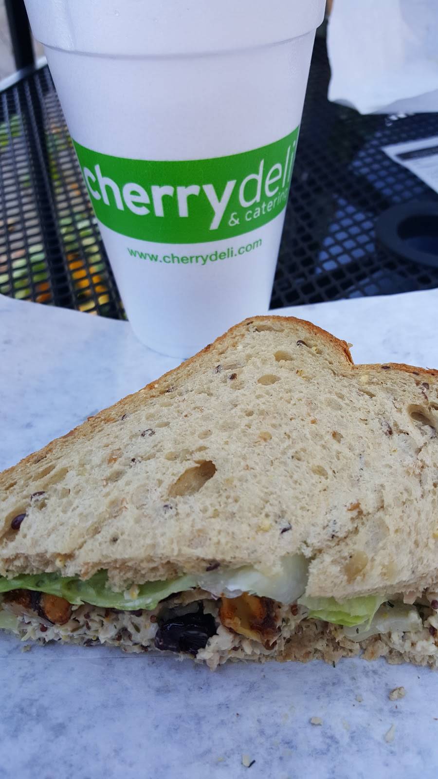 Cherry Deli & Catering | restaurant | 834 Cherry St SE, Grand Rapids, MI 49506, USA | 6164596182 OR +1 616-459-6182