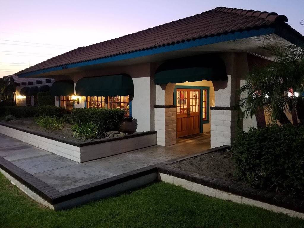 Rodrigos Mexican Restaurant | restaurant | 2681 W La Palma Ave, Anaheim, CA 92801, USA | 7149952661 OR +1 714-995-2661