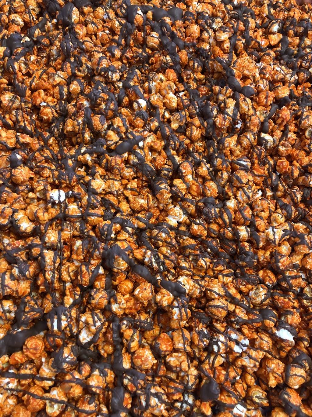 Popcorn Drive In | restaurant | 811 Main St, Logan, UT 84321, USA | 4352139122 OR +1 435-213-9122