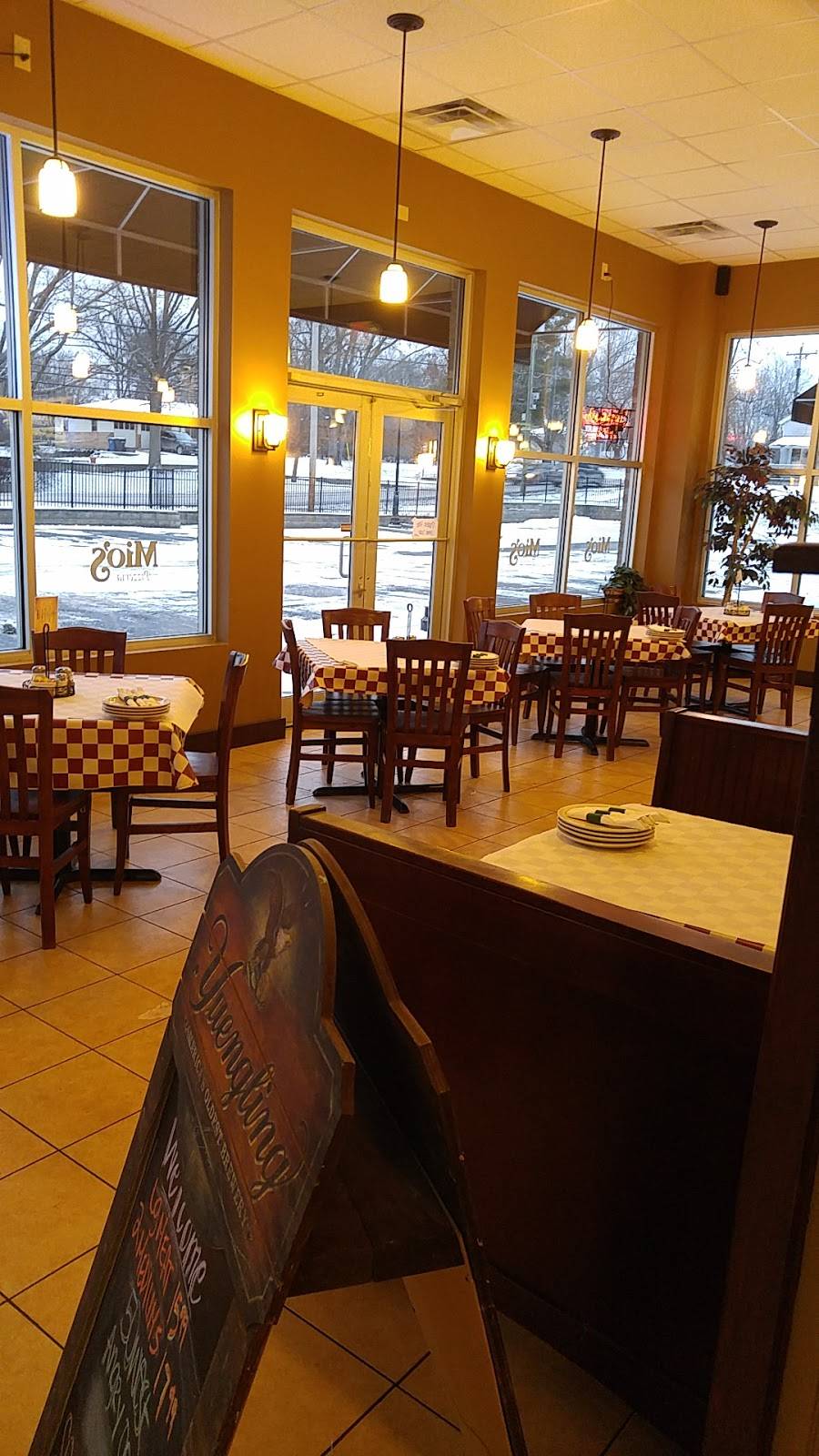 Mios Pizza | restaurant | 732 Middleton Way #, 105 # 105, Loveland, OH 45140, USA | 5136976467 OR +1 513-697-6467