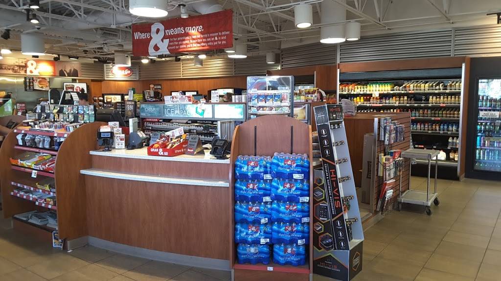 Kum & Go | meal takeaway | 900 E Mt Vernon Blvd, Mt Vernon, MO 65712, USA | 4174610762 OR +1 417-461-0762