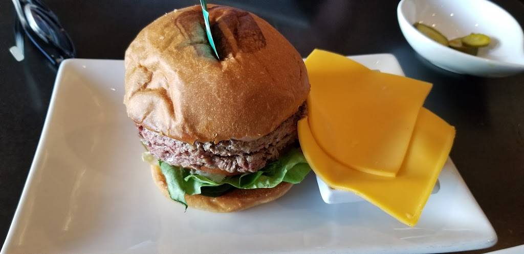 Umami Burger Arts District | restaurant | 738 E 3rd St, Los Angeles, CA 90013, USA | 3232638626 OR +1 323-263-8626