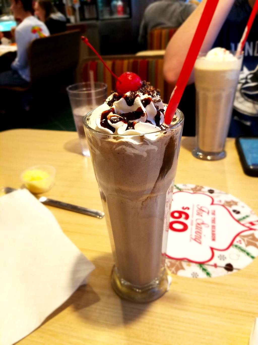 Huddle House | restaurant | 1208 North NE 5th St, Crystal River, FL 34429, USA | 3527946694 OR +1 352-794-6694