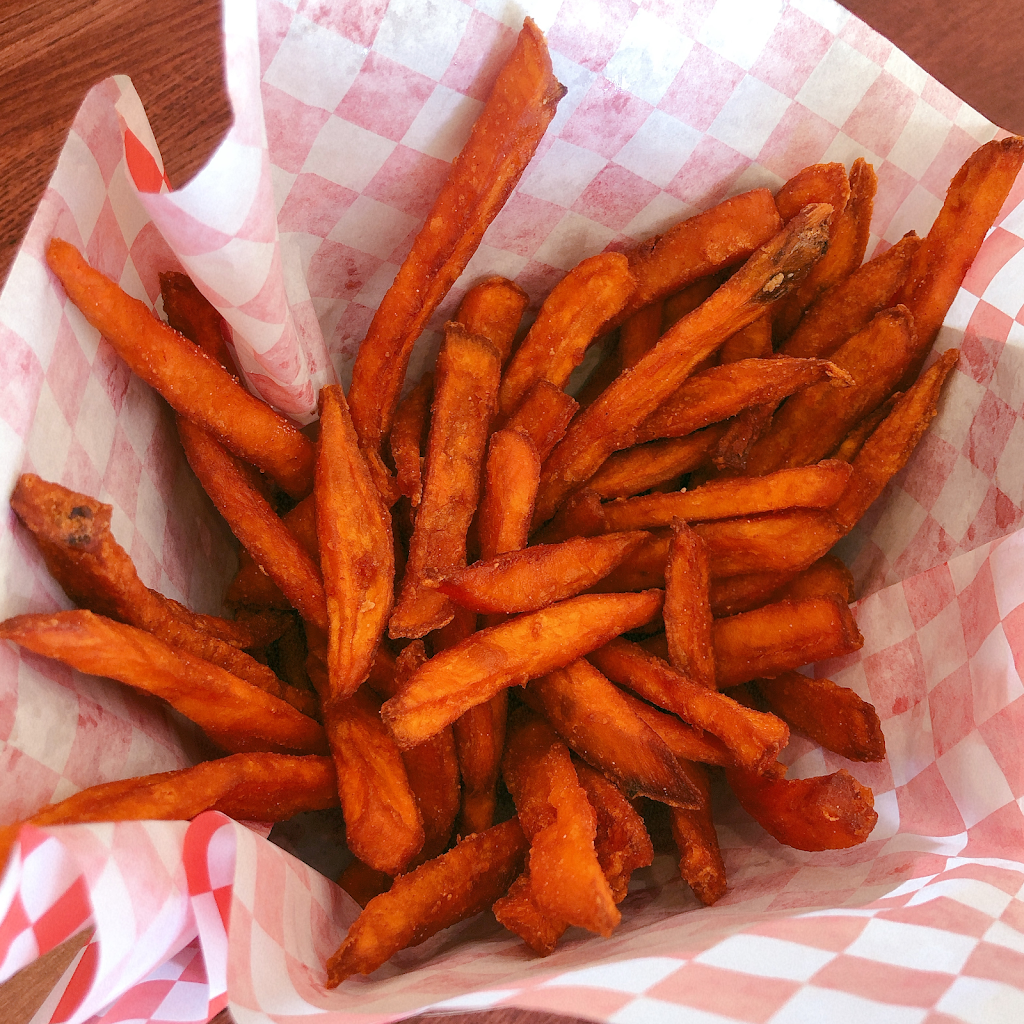 Fly to the Chicken | restaurant | 2117 E Ball Rd, Anaheim, CA 92806, USA | 7148335770 OR +1 714-833-5770