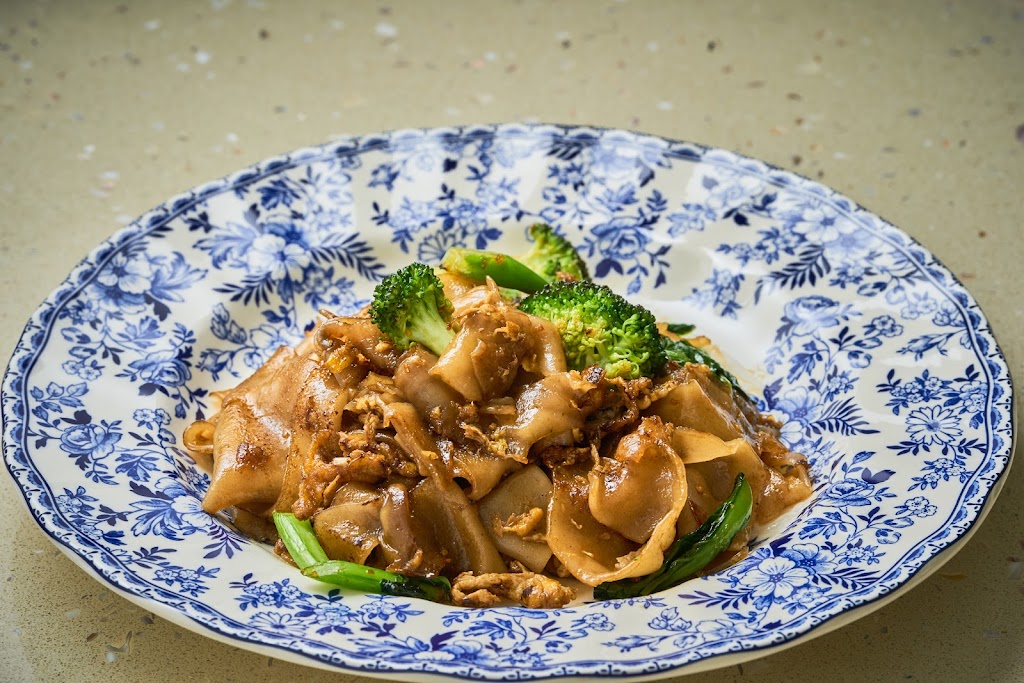 Forever Thai | restaurant | 1031 Flushing Ave, Brooklyn, NY 11237, USA | 3475990277 OR +1 347-599-0277