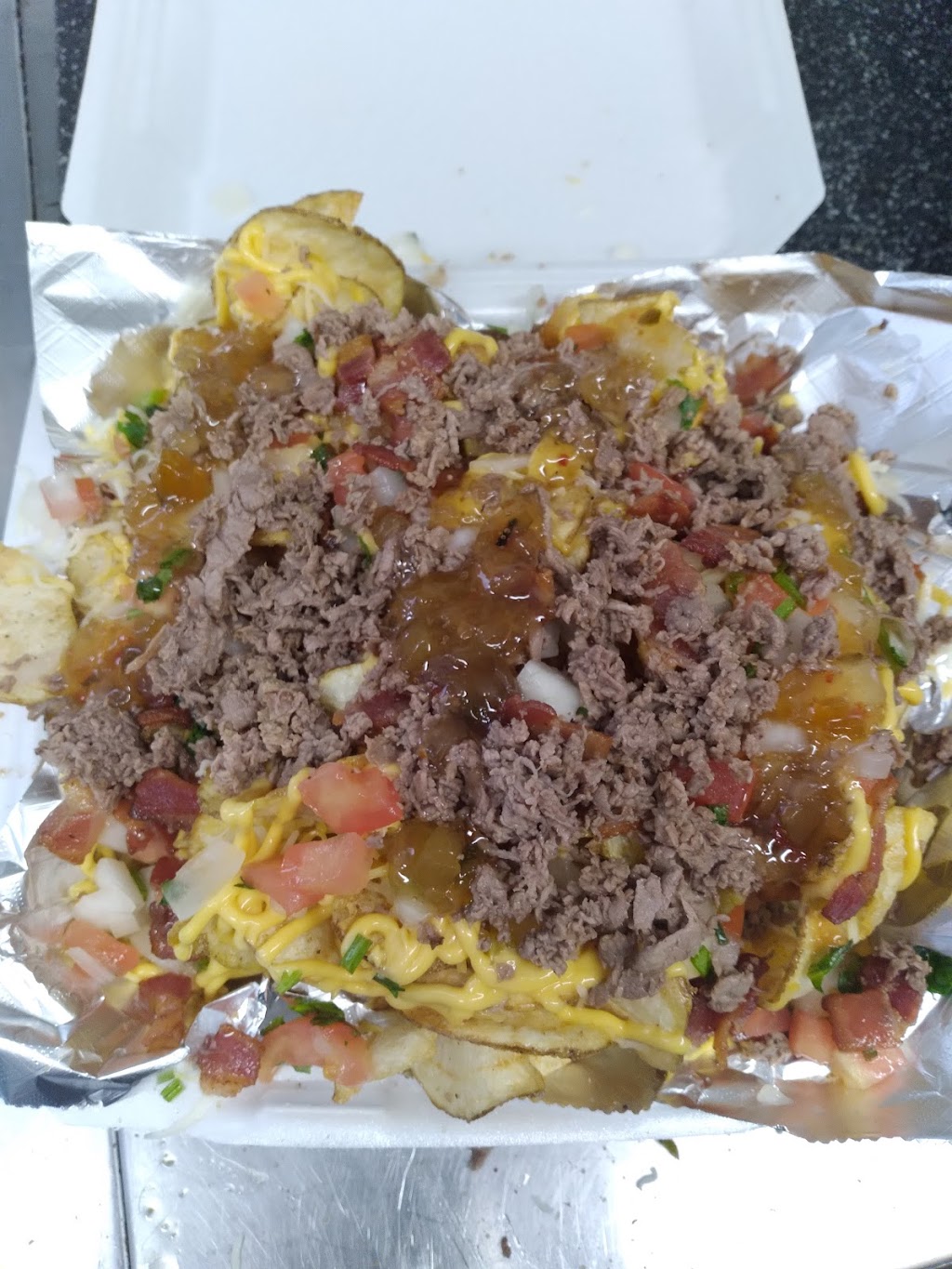 Outlaw Grub | restaurant | 8491 Navarre Pkwy B1, Navarre, FL 32566, USA | 8504170394 OR +1 850-417-0394