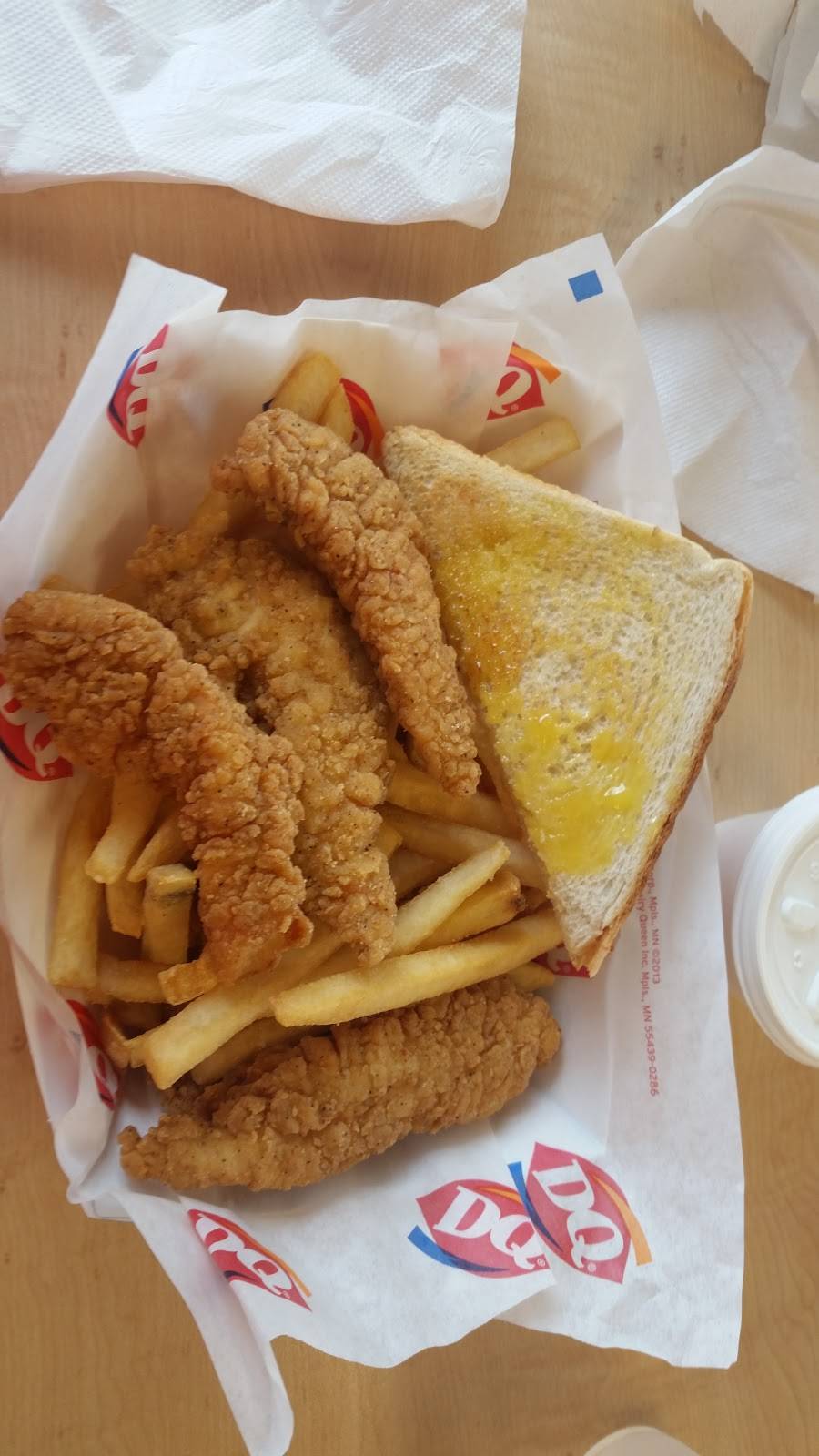 Dairy Queen Grill & Chill | restaurant | 1007 13th St N, Humboldt, IA 50548, USA | 5153324544 OR +1 515-332-4544