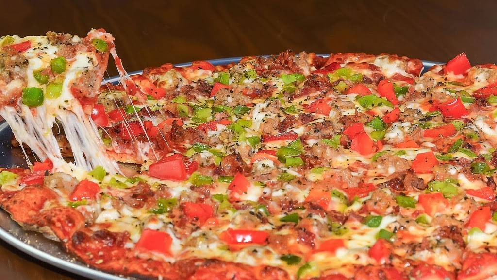 Monicals Pizza | restaurant | 402 S Hamilton St, Sullivan, IL 61951, USA | 2177282373 OR +1 217-728-2373