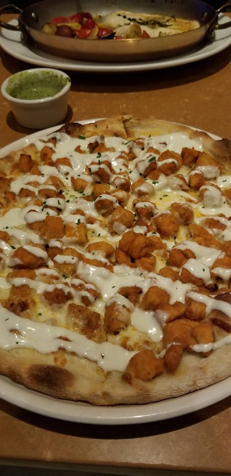 La Piazza Cucuina Italiana & Wine Bar | meal delivery | 512 Walt Whitman Rd, Melville, NY 11747, USA | 6314250500 OR +1 631-425-0500