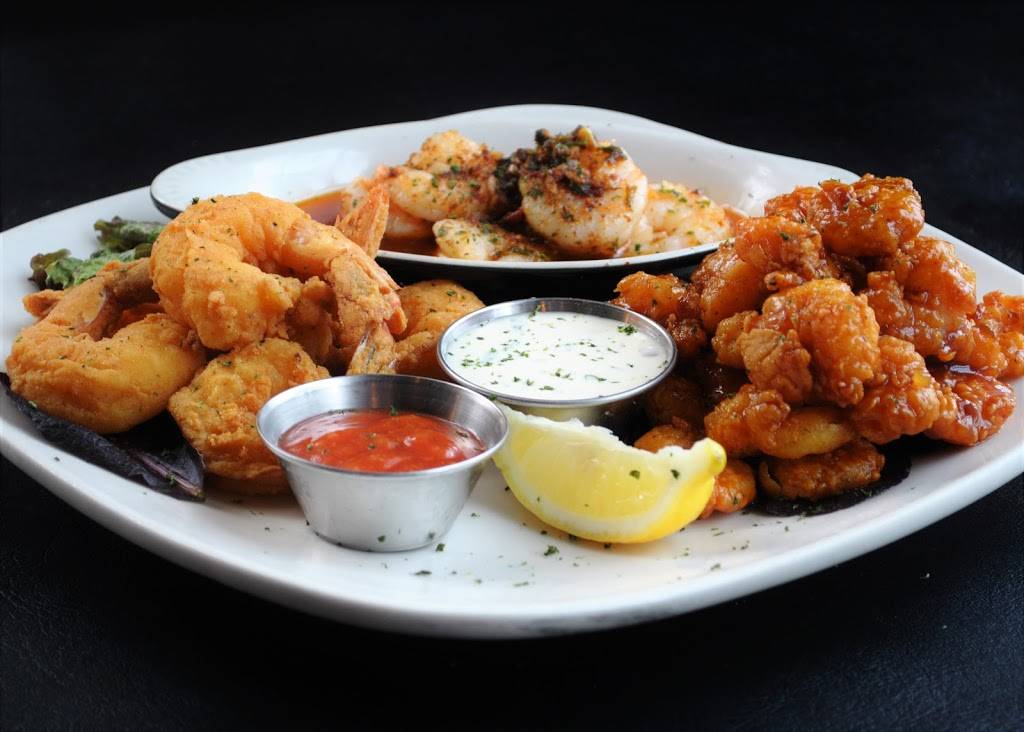 Half Shell Oyster House | restaurant | 115 Laurel Park Cove Suite 105, Flowood, MS 39232, USA | 7692577586 OR +1 769-257-7586