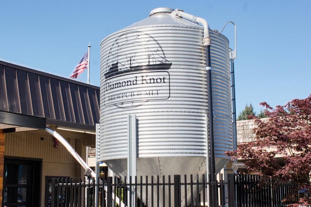 Diamond Knot Brewpub @ MLT | restaurant | 5602 232nd St SW, Mountlake Terrace, WA 98043, USA | 4253611375 OR +1 425-361-1375