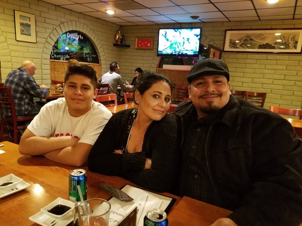 Wayne’s | Grill & Sushi | restaurant | 6620 Commerce Blvd, Rohnert Park, CA 94928, USA | 7075847571 OR +1 707-584-7571