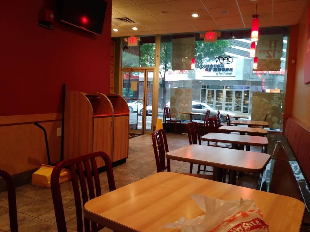 Popeyes Louisiana Kitchen | restaurant | 1516 Chestnut St, Philadelphia, PA 19102, USA | 2156658470 OR +1 215-665-8470