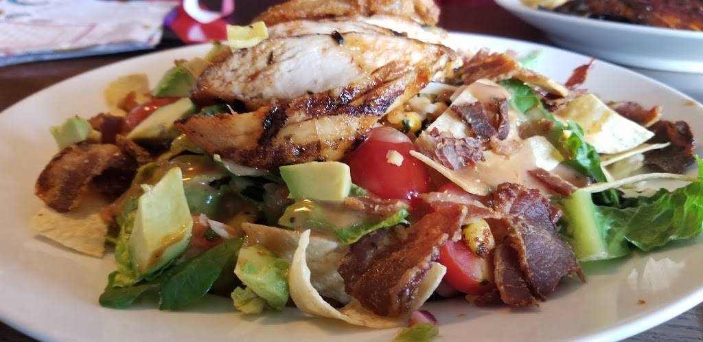 TGI Fridays | restaurant | 401 Gills Lane, Iselin, NJ 08830, USA | 7326361537 OR +1 732-636-1537