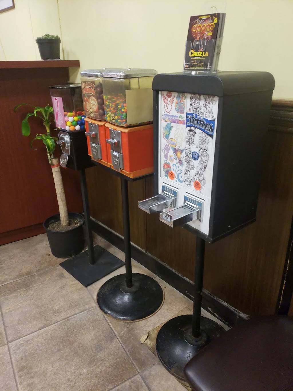 Dar Hee | restaurant | 411 Ferry St, Everett, MA 02149, USA | 6173897099 OR +1 617-389-7099