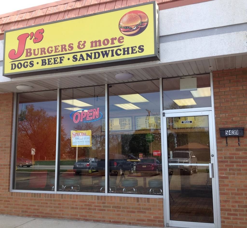 Js Burgers & more | restaurant | 5439 W 135th St, Crestwood, IL 60445, USA | 7088978339 OR +1 708-897-8339