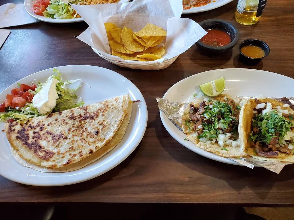 La Margarita mexican grill | restaurant | E5406 N Shore Rd, Weyauwega, WI 54983, USA | 5344292634 OR +1 534-429-2634