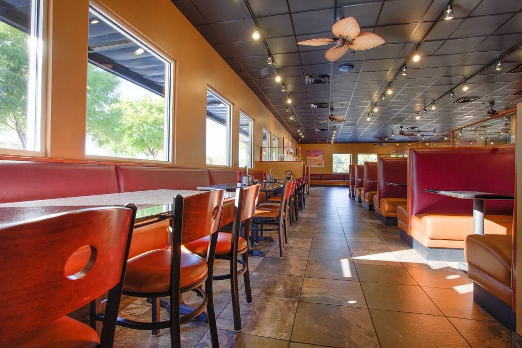 Kekes Breakfast Cafe | restaurant | 1005 Spring Villas Point, Winter Springs, FL 32708, USA | 4076961400 OR +1 407-696-1400