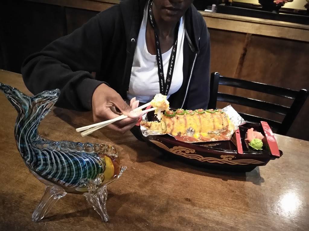 Avocado California Roll & Sushi | restaurant | 305 FM1382 #422, Cedar Hill, TX 75104, USA | 9722918392 OR +1 972-291-8392