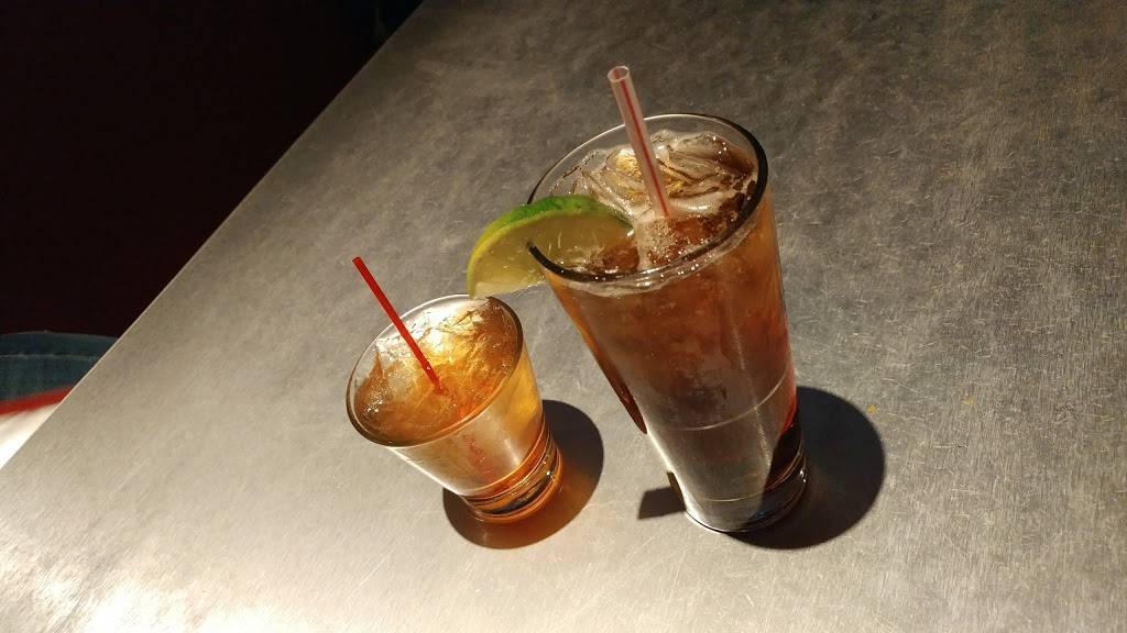 B2 Bistro + Bar | restaurant | 1250 Hooper Ave, Toms River, NJ 08753, USA | 7327972570 OR +1 732-797-2570