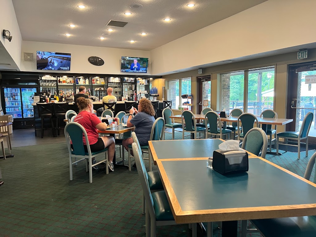 Back 9 Grill | restaurant | 1 Club House Rd, Santa Claus, IN 47579, USA | 8125442255 OR +1 812-544-2255
