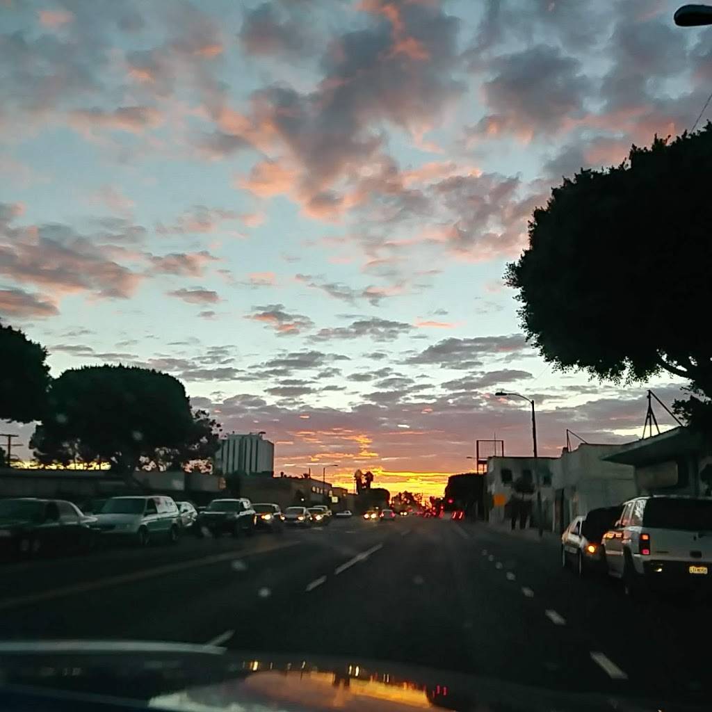 Chinatown Express | restaurant | 636, 9999 E Compton Blvd, Compton, CA 90220, USA | 3106396878 OR +1 310-639-6878