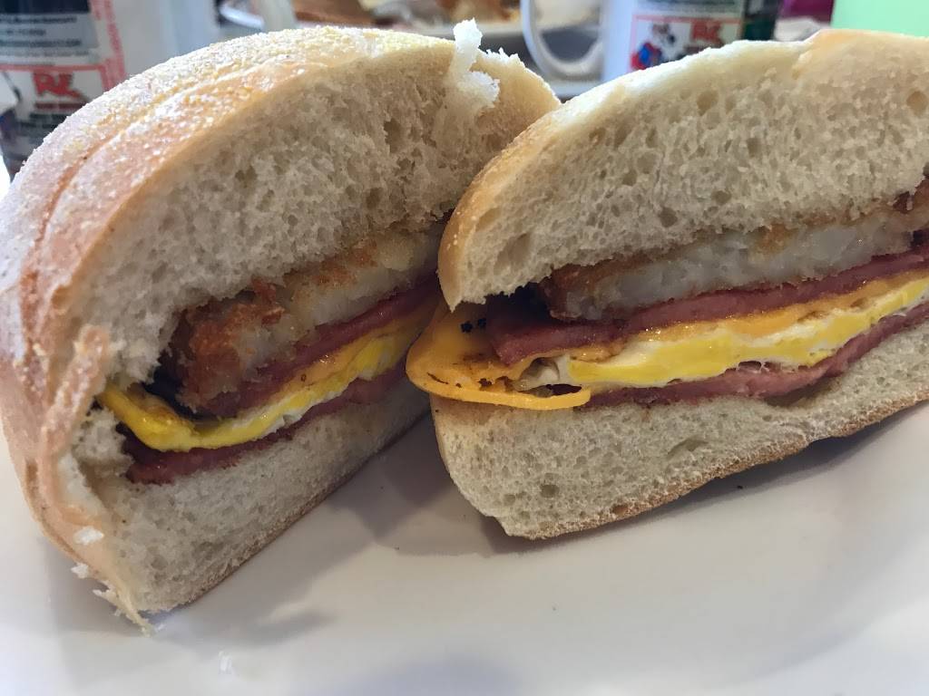 Farmingdale Breakfast Club | cafe | 14 Main St, Farmingdale, NJ 07727, USA | 7327511191 OR +1 732-751-1191