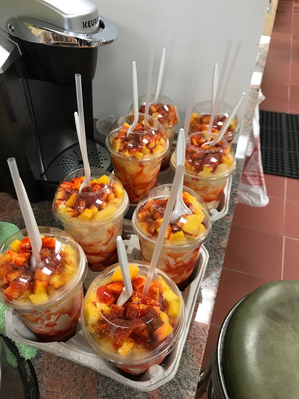 Refresqueria El Guero | meal takeaway | 7985 Bellfort St Suite #105, Houston, TX 77061, USA | 8328312912 OR +1 832-831-2912