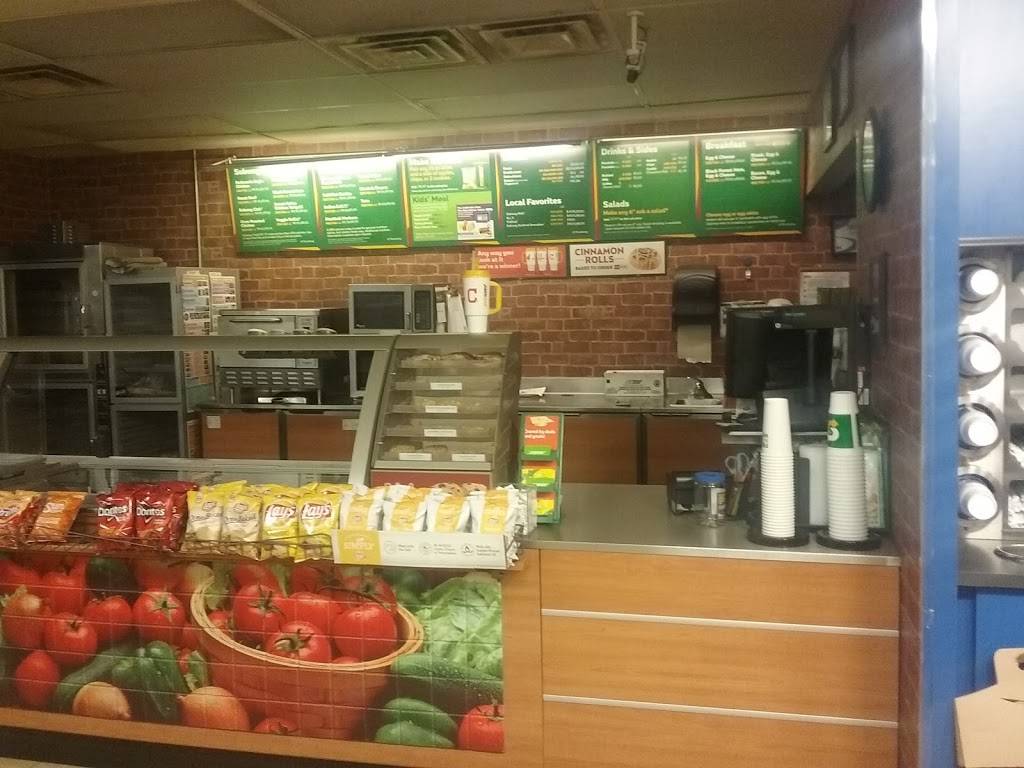 Subway | restaurant | 10792 Main St, Mantua, OH 44255, USA | 3302745540 OR +1 330-274-5540