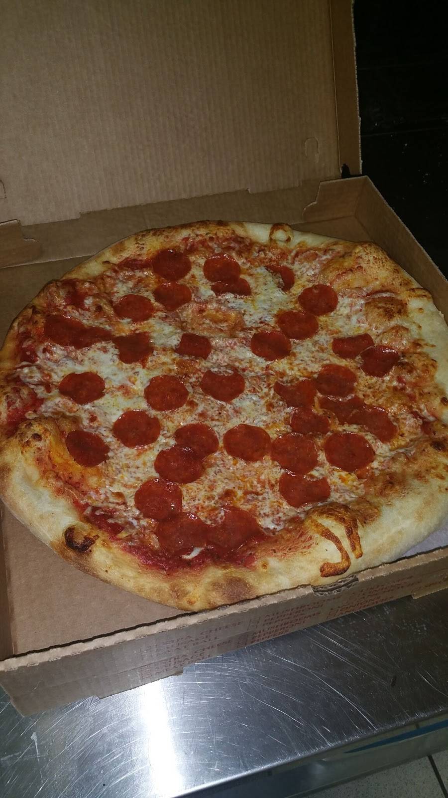 The Pizza Box & Hoagie Shop | restaurant | 21 N Main St, Dover, PA 17315, USA | 7172922200 OR +1 717-292-2200