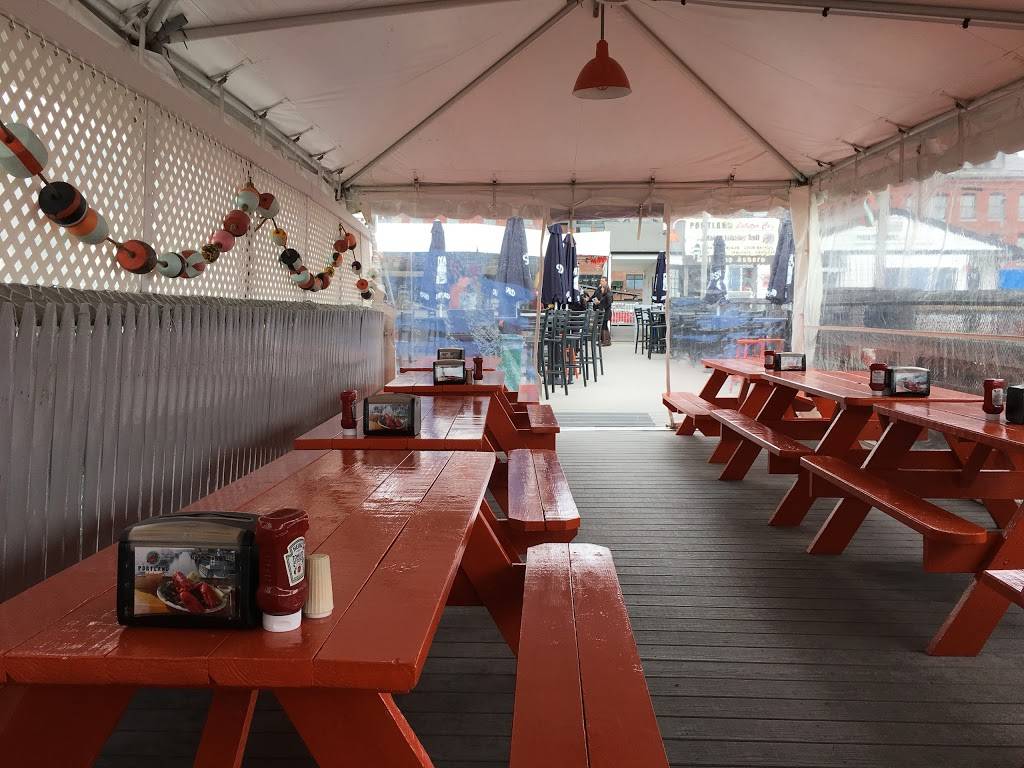 Portland Lobster Co | restaurant | 180 Commercial St, Portland, ME 04101, USA | 2077752112 OR +1 207-775-2112