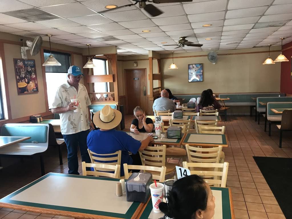 Dairy Queen | restaurant | 2921 7th St, Bay City, TX 77414, USA | 9792457358 OR +1 979-245-7358