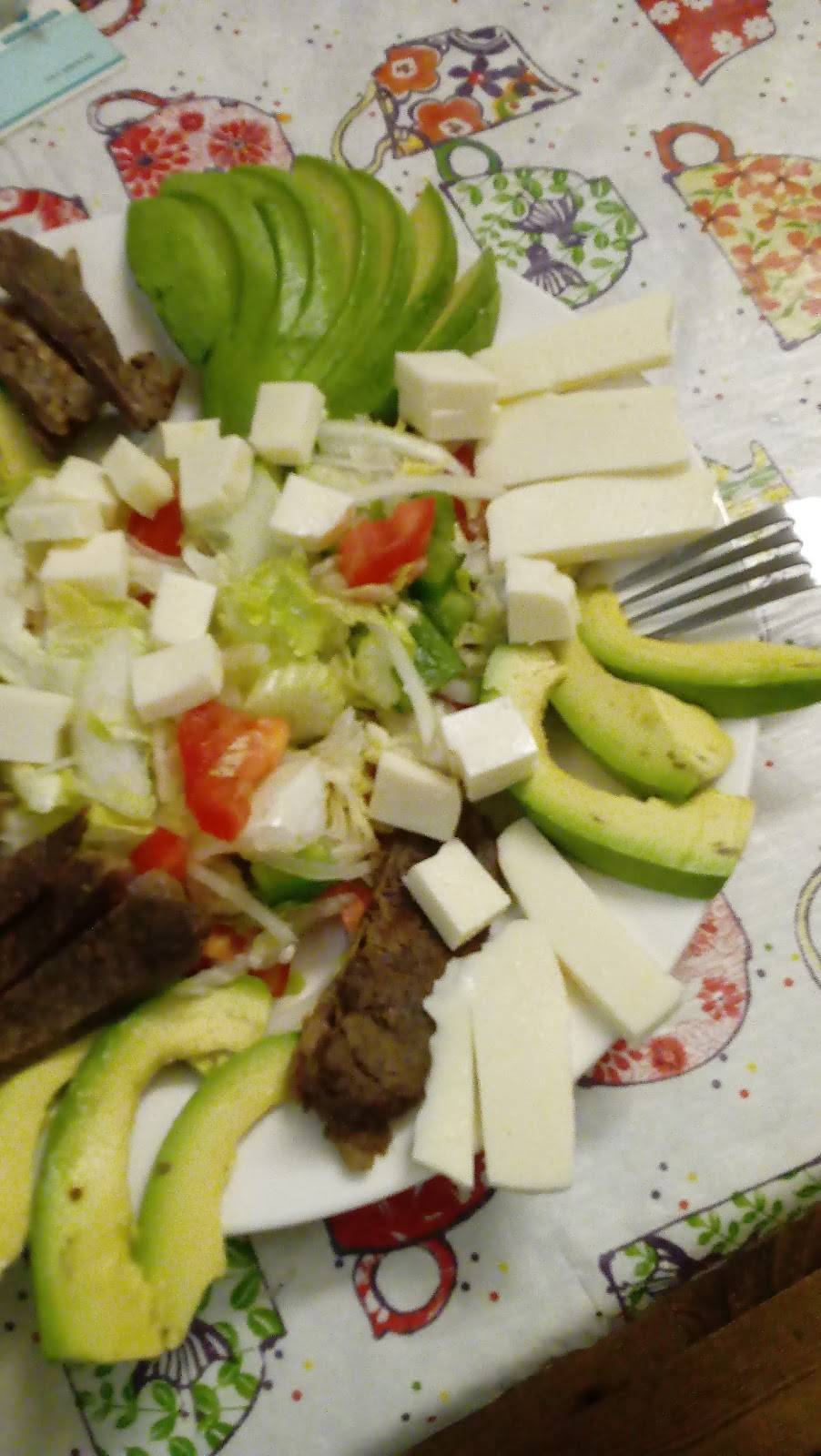 Rico Pollo | restaurant | 55-37 Myrtle Ave, Ridgewood, NY 11385, USA | 7184971000 OR +1 718-497-1000