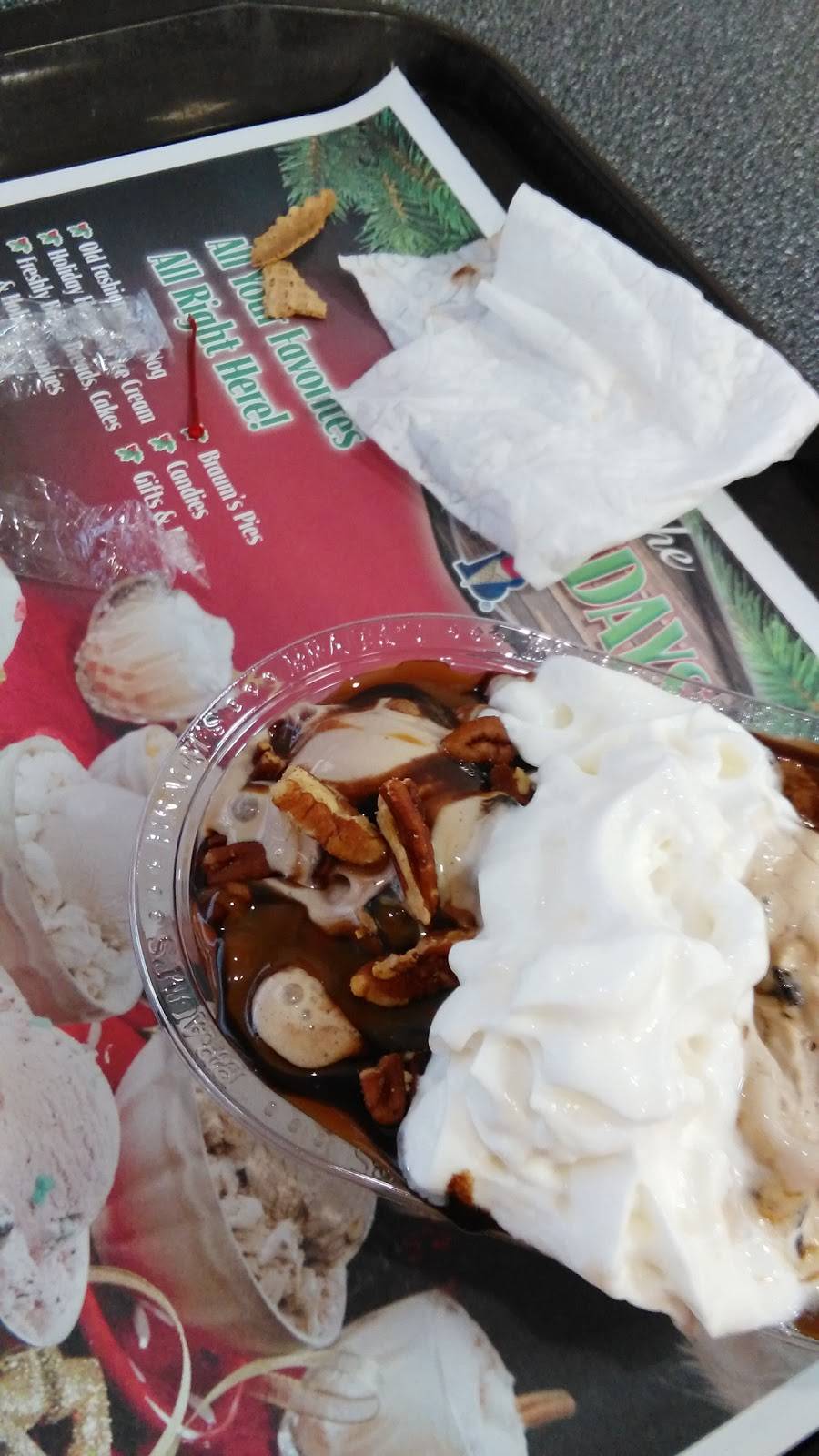 Braums Ice Cream & Burger Restaurant | restaurant | 7701 Rogers Ave, Fort Smith, AR 72903, USA | 4794520500 OR +1 479-452-0500