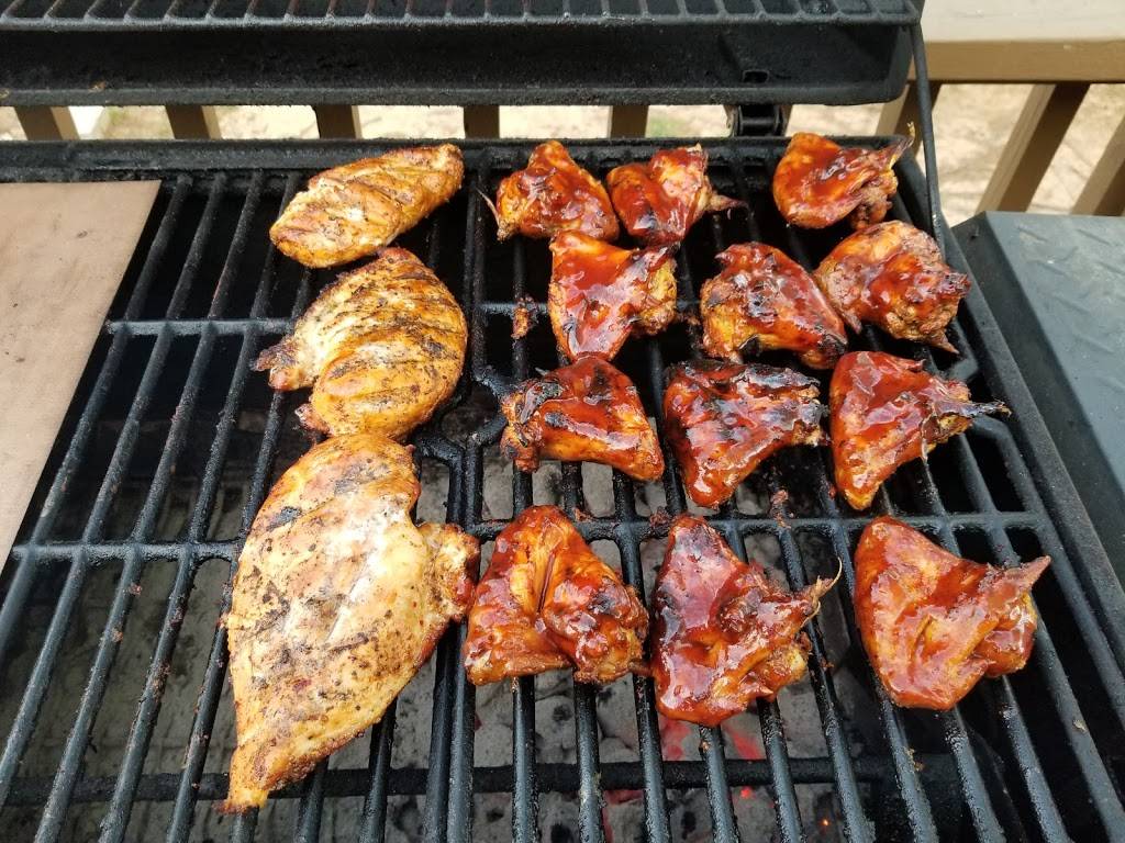 CJs Barbecue | restaurant | 1365 Piney Meadow Pl, Grand Prairie, TX 75050, USA | 9726977643 OR +1 972-697-7643