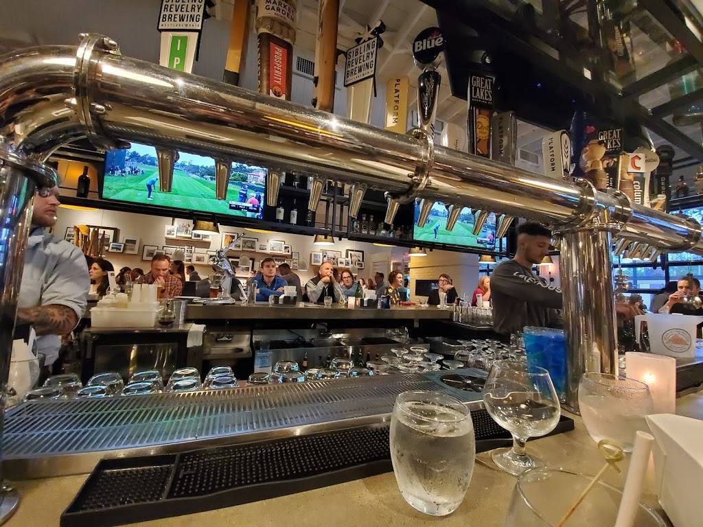 Lindeys Lake House Lakewood | restaurant | 15625 Detroit Ave, Lakewood, OH 44107, USA | 2163039699 OR +1 216-303-9699